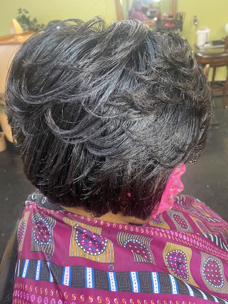 The Gift Salon LLC, beauty salon in Danville, VA, photo 6 of 8